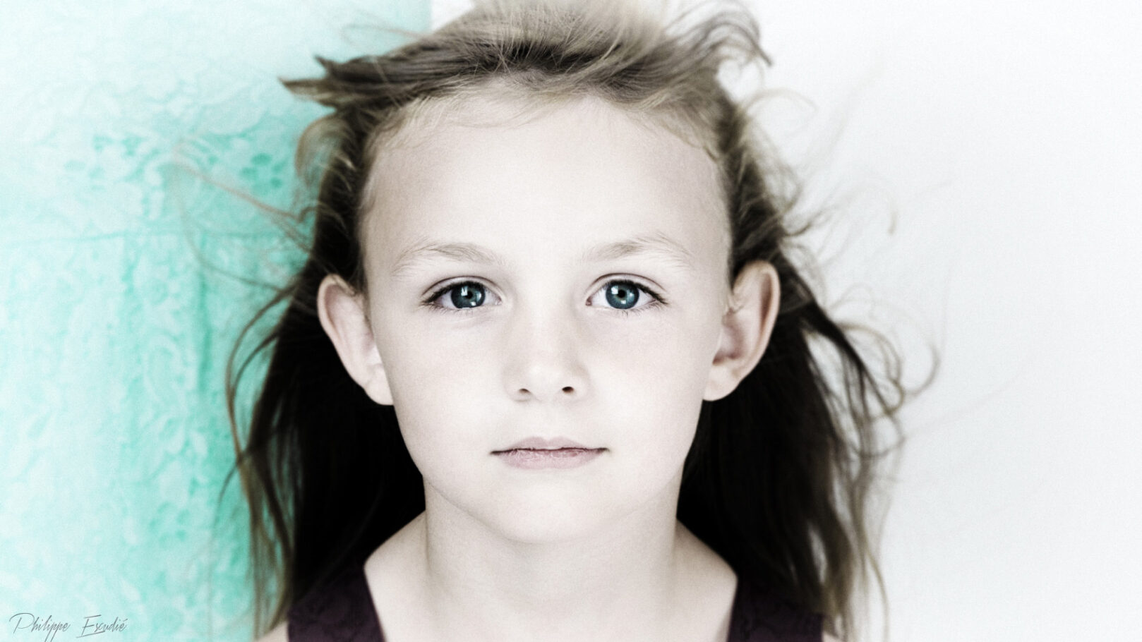 protrait studio lola 1700 75