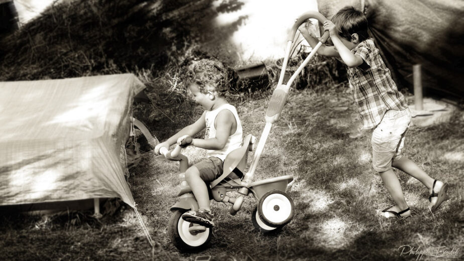 portrait photo louis tom moto 1024