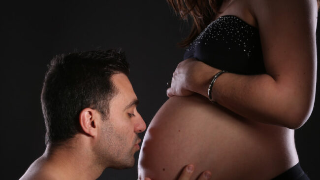 portrait couple grossesse