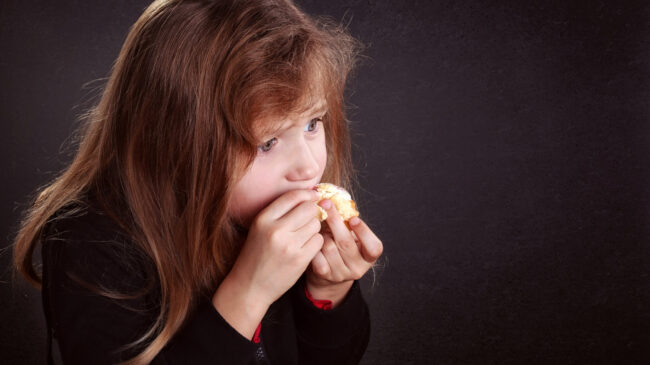 Bon appétit ! 7 photographe enfant leonie