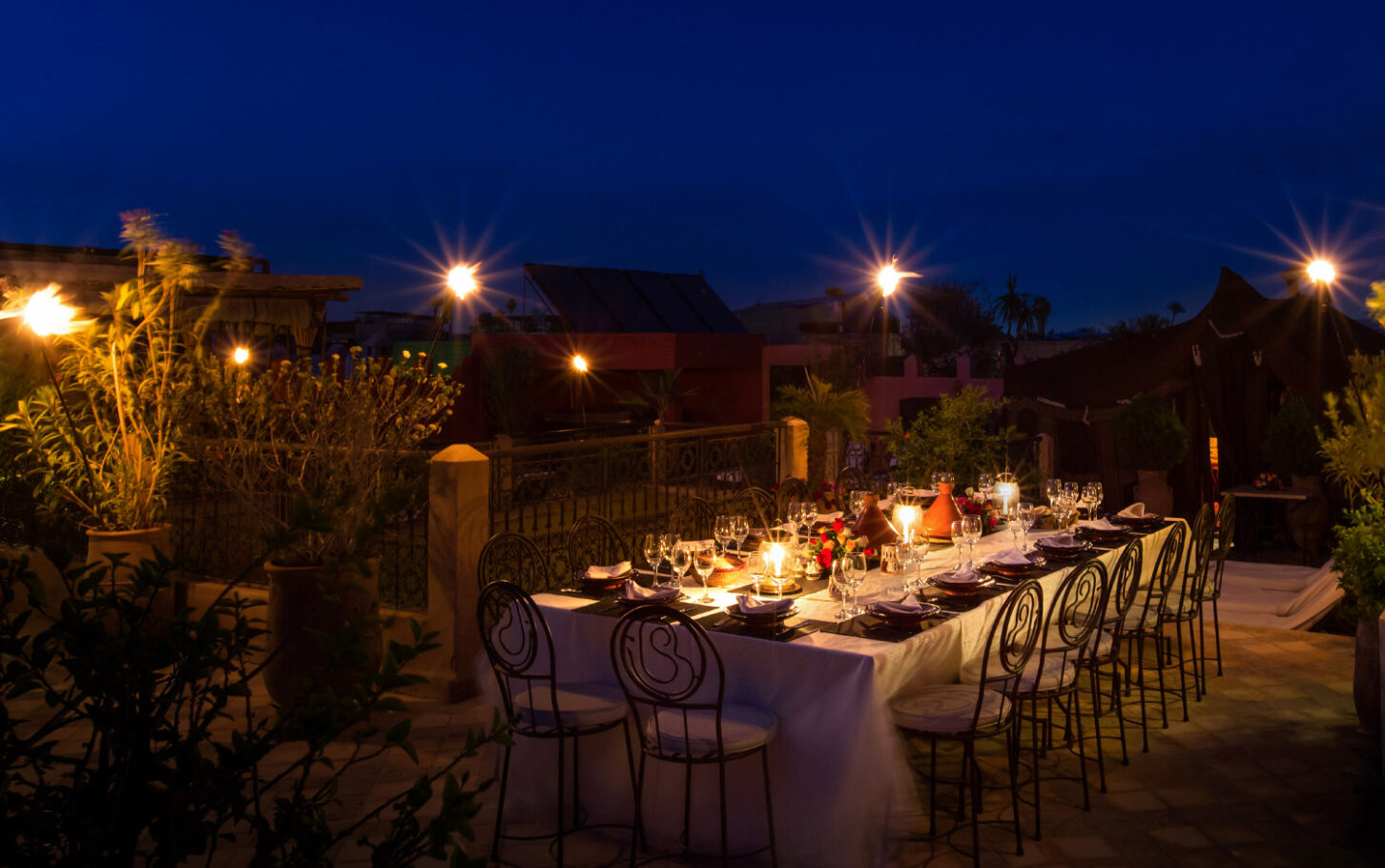 terrasse riad sources berberes table nuit
