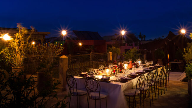 terrasse riad sources berberes table nuit