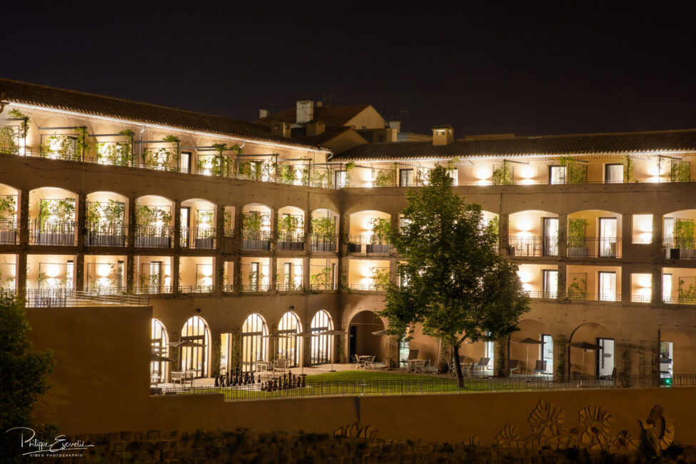 hotel hilton depuis pont vieux carcassonne