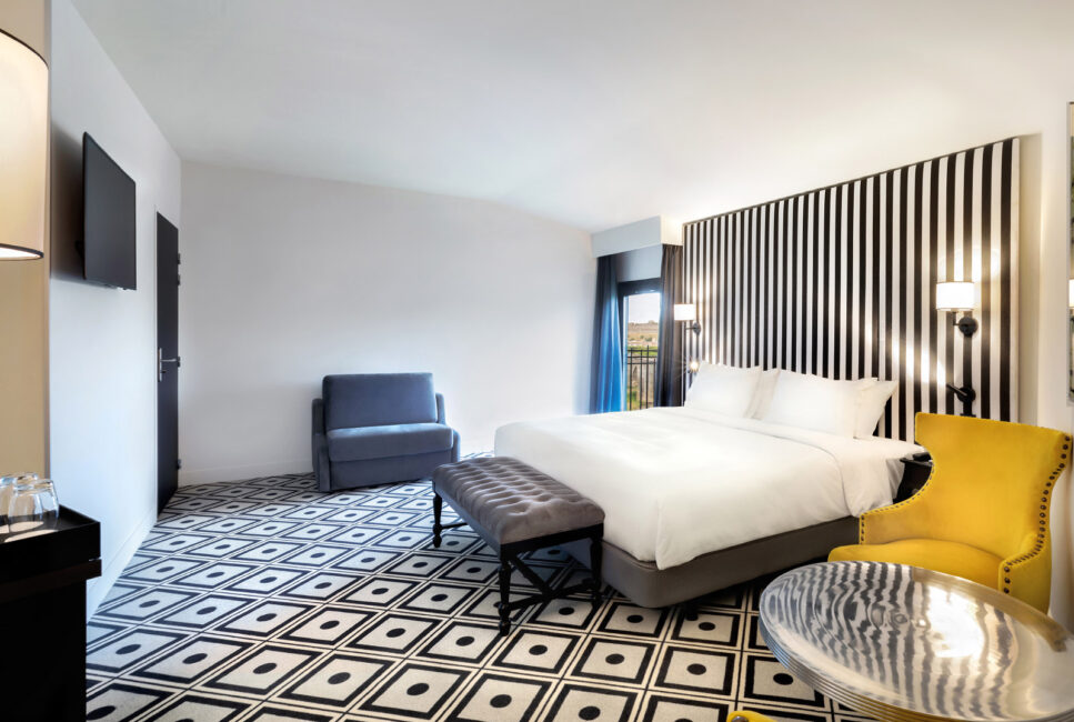 hilton carcassonne chambre jour galerie