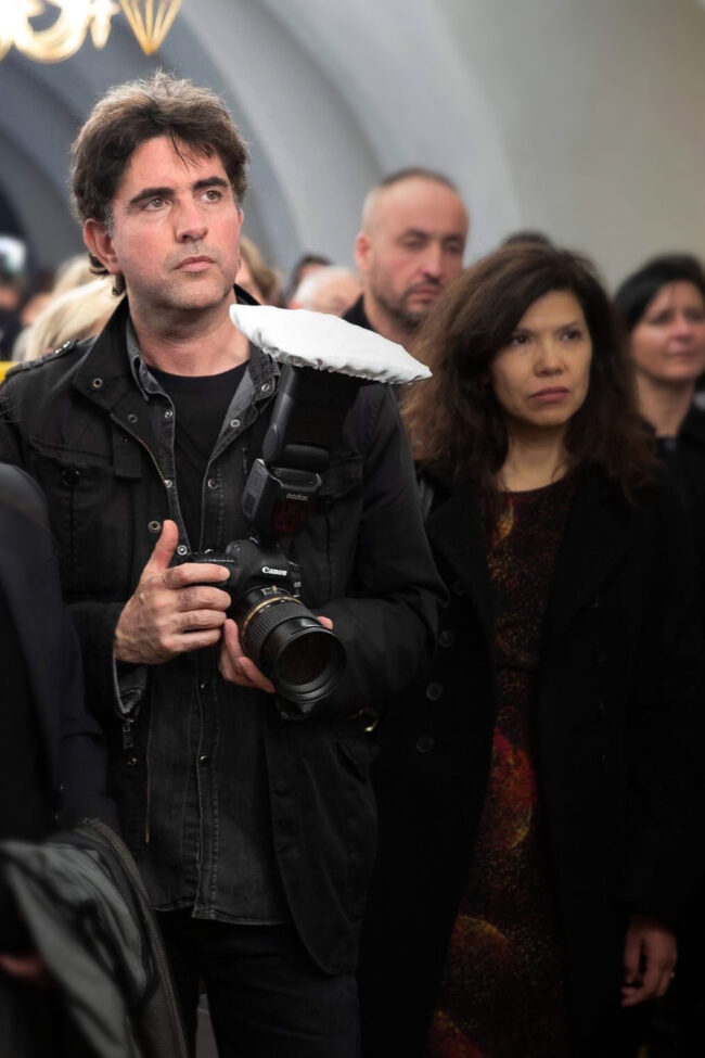 Inauguration de l'hôtel Hilton de Carcassonne 8 Philippe Escudié un appareil photo à la main